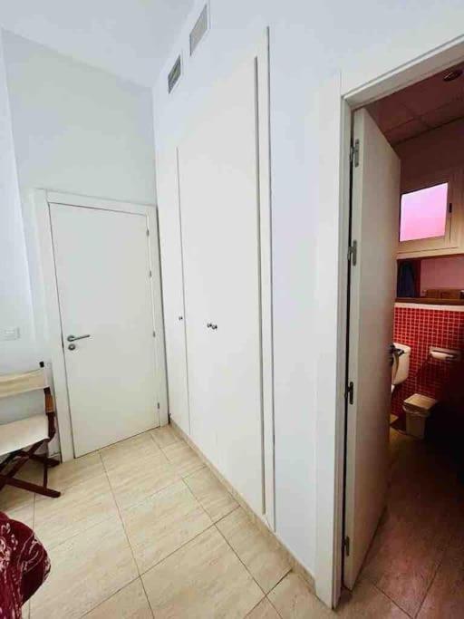 Apartamento Privado En Alameda De Hercules Sevilla Kültér fotó