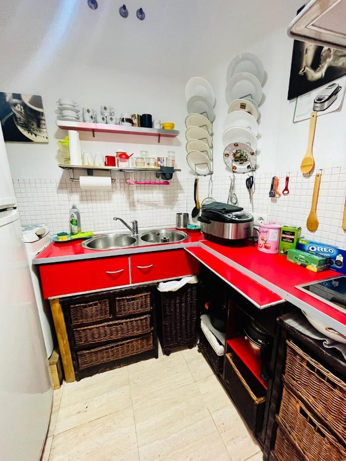 Apartamento Privado En Alameda De Hercules Sevilla Kültér fotó