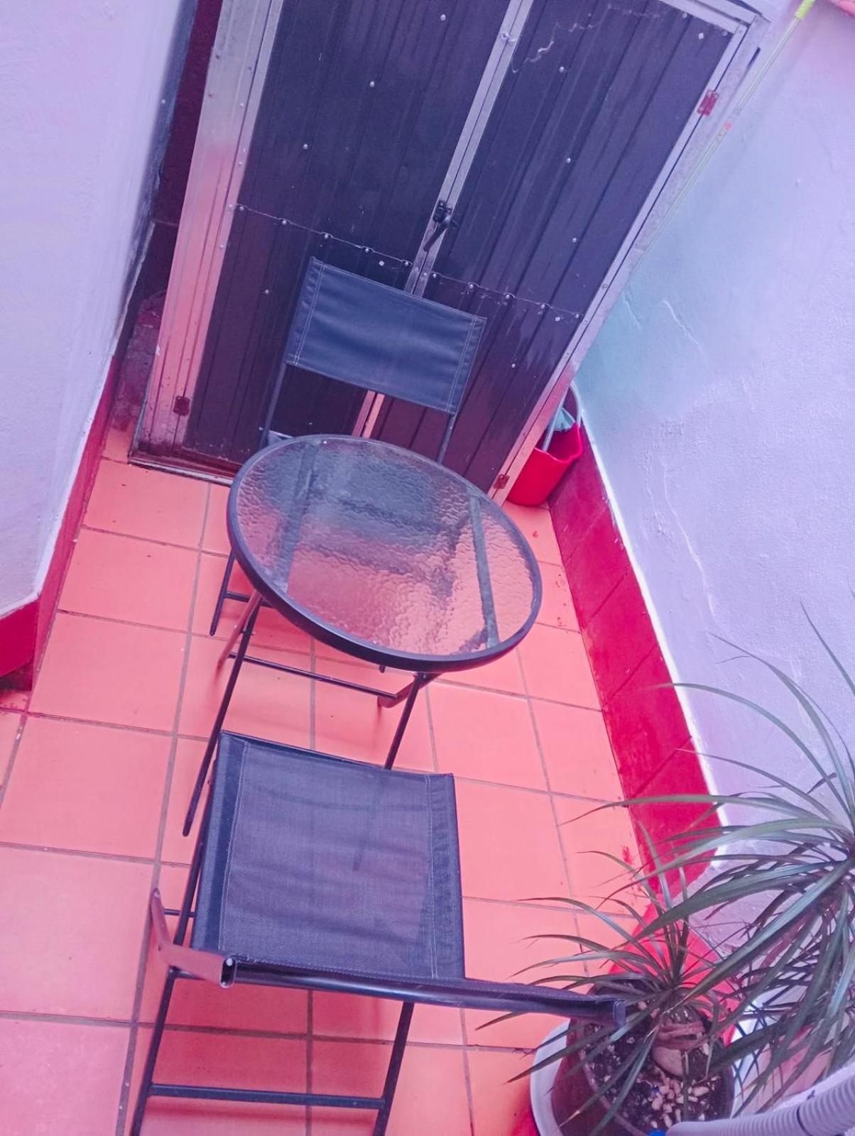Apartamento Privado En Alameda De Hercules Sevilla Kültér fotó